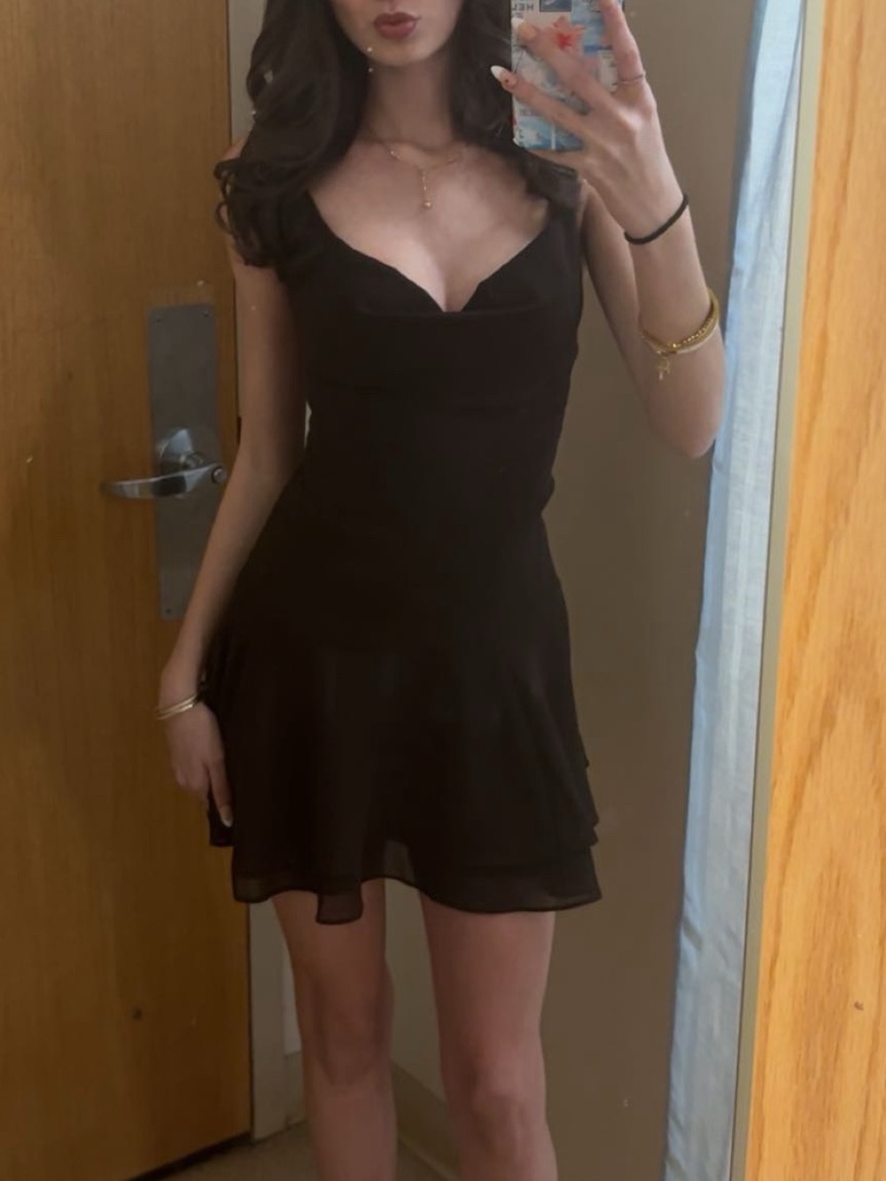 Brown edikted flowy dress - Picture 3 of 3